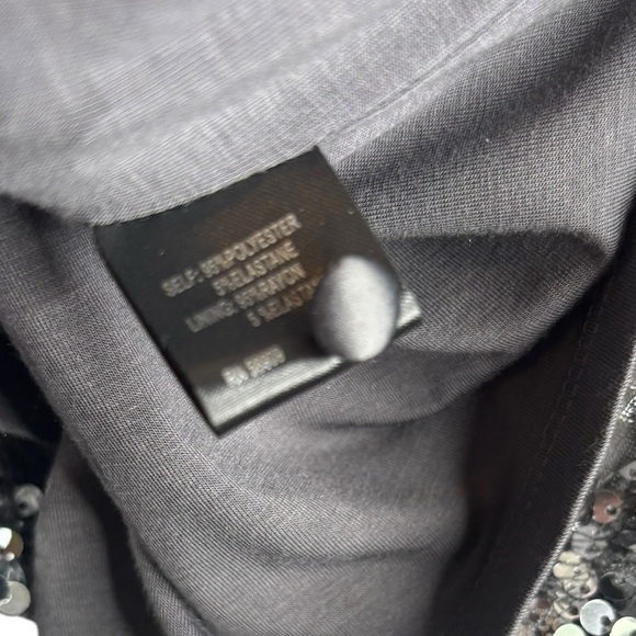 NWT Alex Marie Lia Sequin Velvet Top Silver Crew Neck Short Sleeve Size Large - Picture 7 of 10